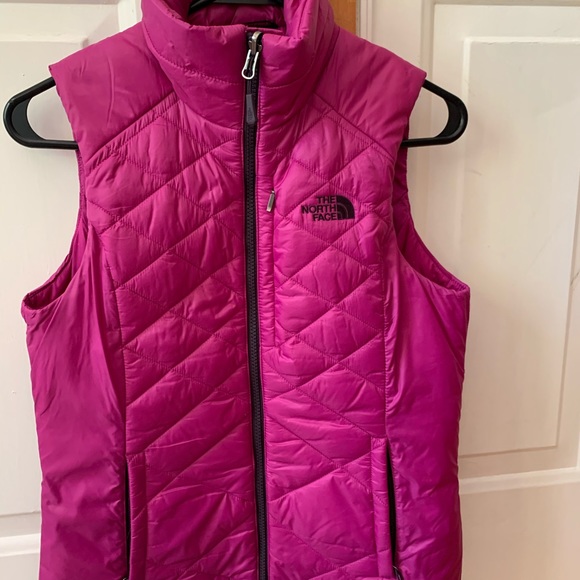 The North Face Jackets & Blazers - The North Face Vest size XS